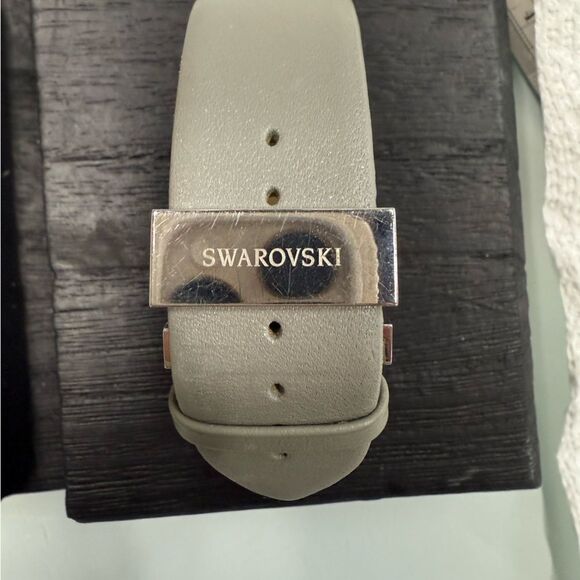 Swarovski Women’s Swiss Made Crystal Bracelet Watch – Silver w/ Box FWD235SIM4 - Picture 9 of 14